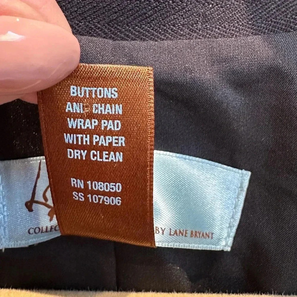 LB Collection by Lane Bryant Formal Embroidered Navy Blazer Jacket Plus Size 28 - Picture 12 of 13